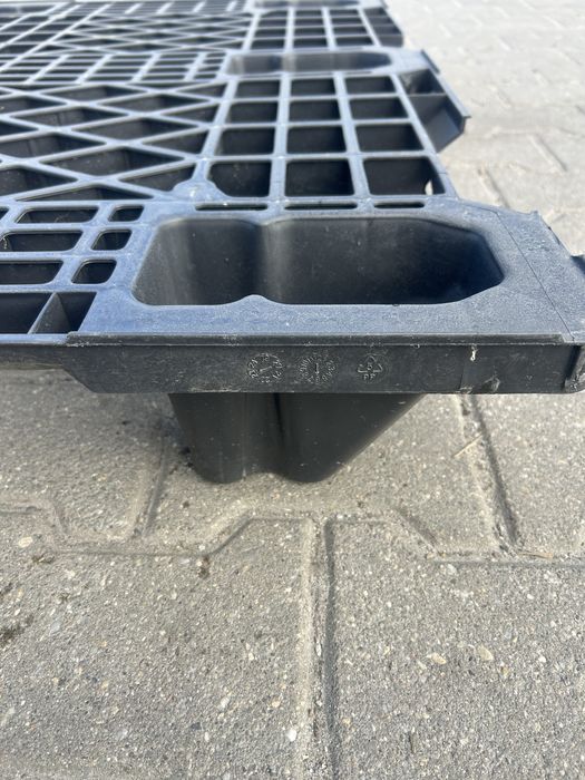 Paleta plastikowa