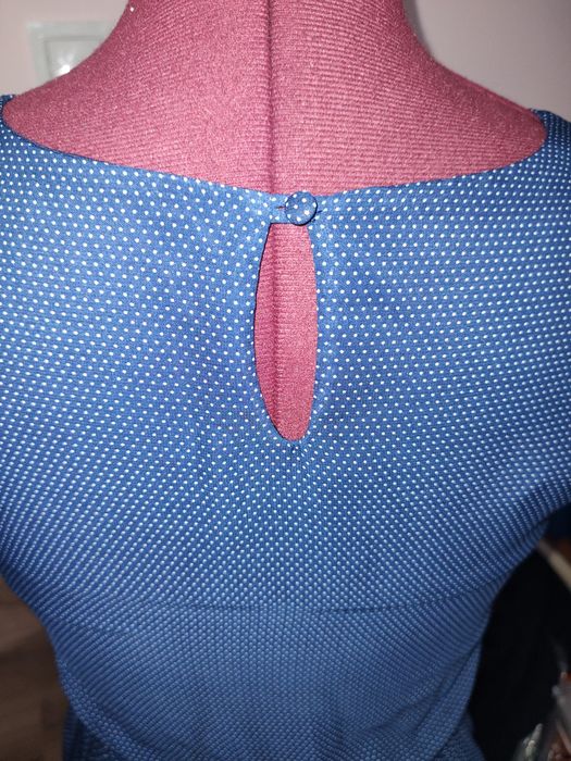 Sukienka granatowa w groszki rozmiar M Mohito