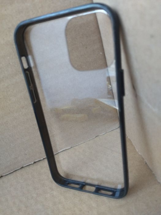 Etui iPhone 12/ 12 pro przezroczyste (B8)