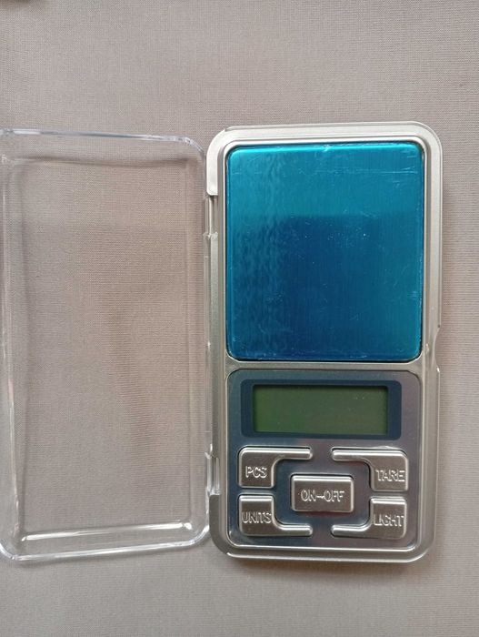 Весы ювелирные электронные , точность 0.01 г