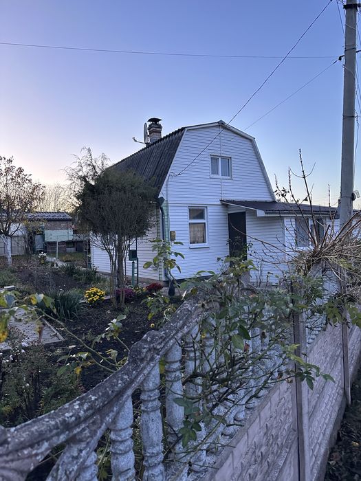 Будинок  в Ремлі біля лісу