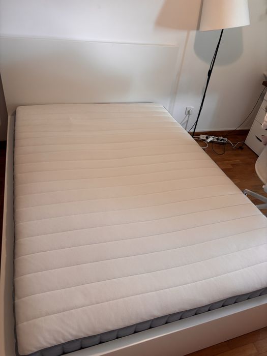Cama casal MALM + colchão VALEVAG IKEA