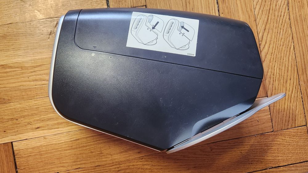 KVM switch Belkin F1DS104T професійний з аудіо