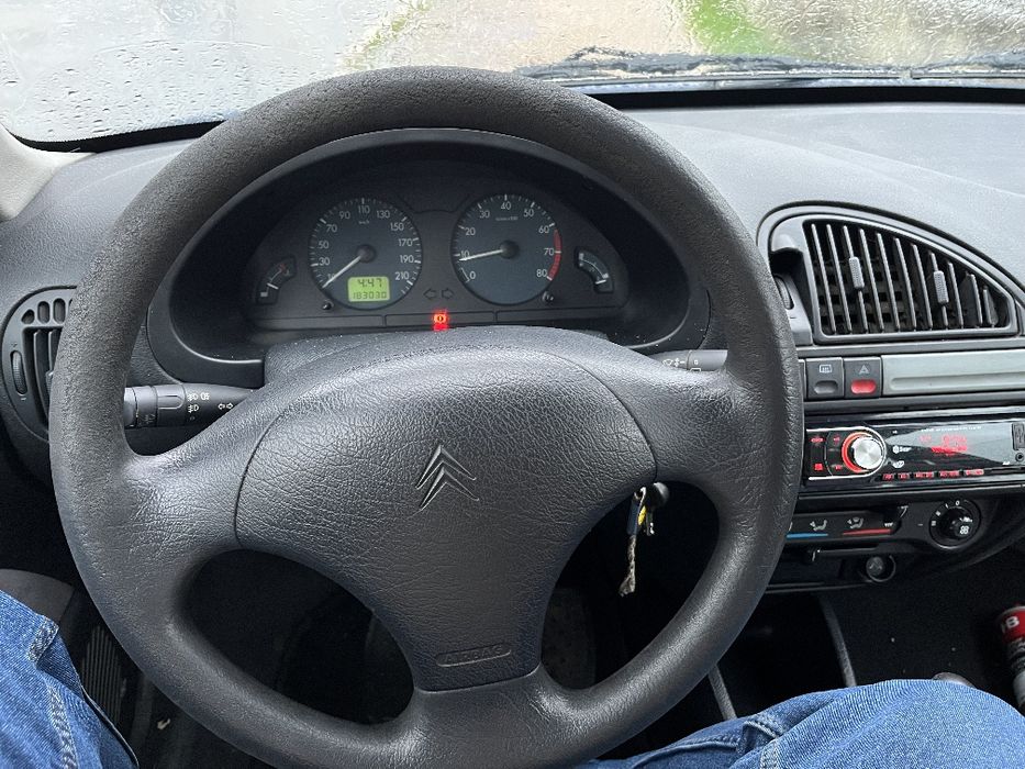 Citroen Saxo - Ano 2001.  Pronto a Circular