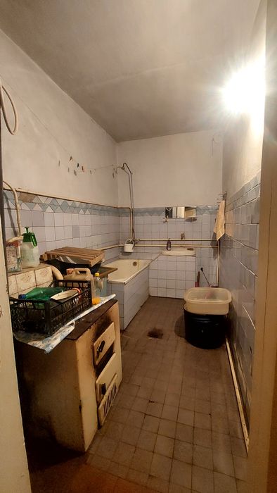 Продам 4-кімнатну квартиру. Вул.Шаргородська,46.