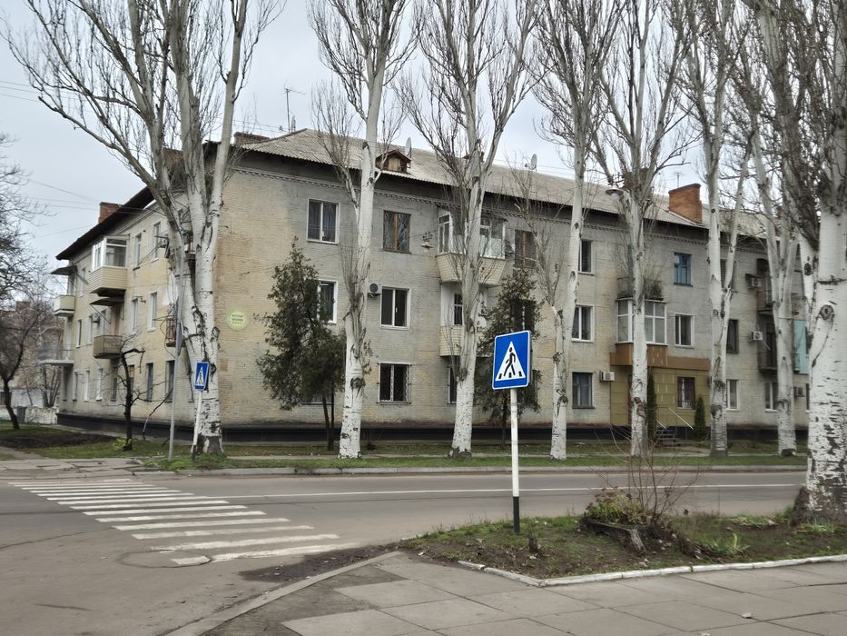 3-кімнатна 100м2 з індивідуальним опаленням можна по сертифікату