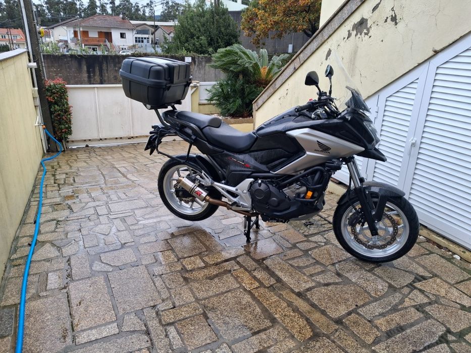 Honda nc 750 x negociável