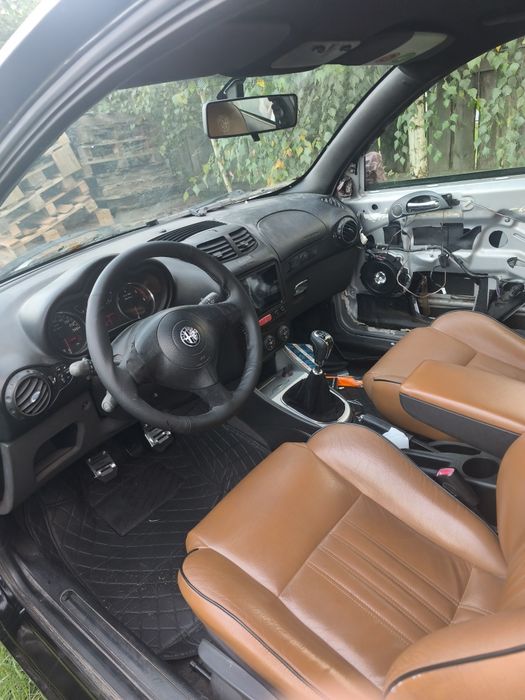 Fotele alfa Romeo 147