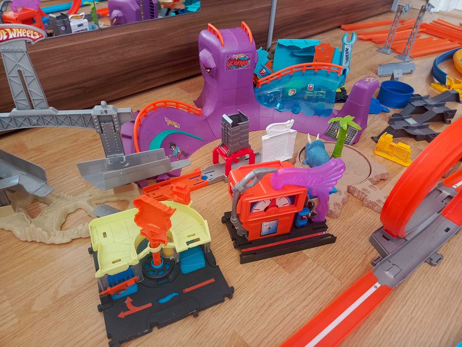 Zestawy hot wheels