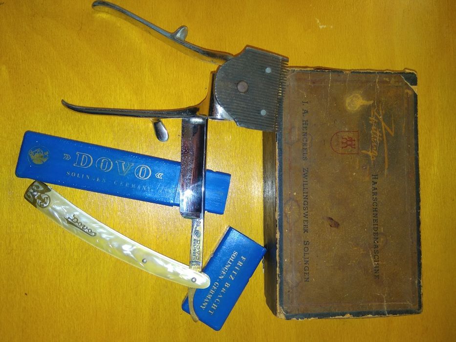 Solingen! Бритва, машинка для стрижки и плечики.