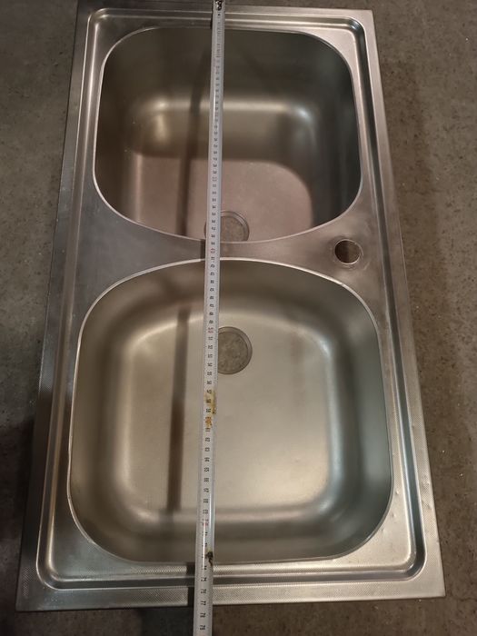 Мойка с нержавіючої сталі