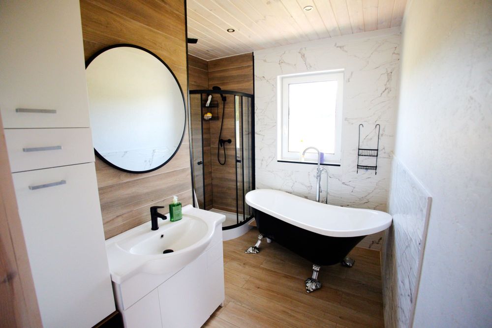 HACJENDA NA CICHEJ 300zł. Od osoby - ustalana indywidualnie