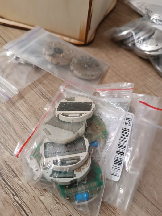 Stre zegarek typu Montana Levis Kassel melodyjki