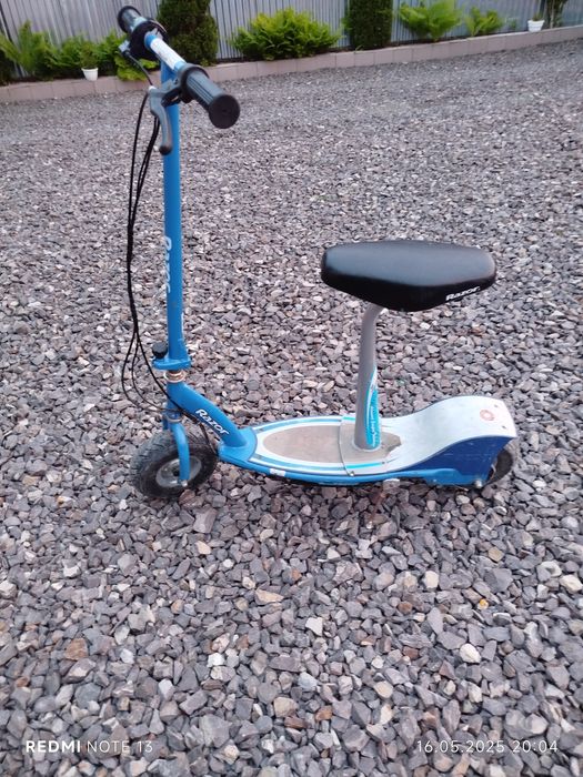 Електросамокат Razor e300