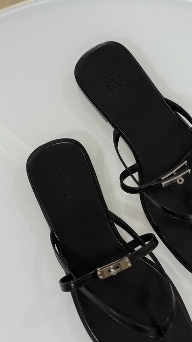 В'єтнамки жіночі в наявності,шлепки в стилі hermes,тапки