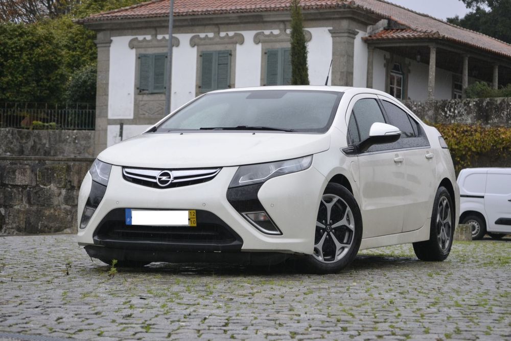 Opel Ampera