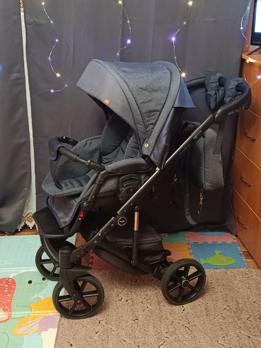 Продам дитячу коляску