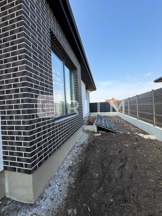 Продаж сучасного будинок біля Луцька!