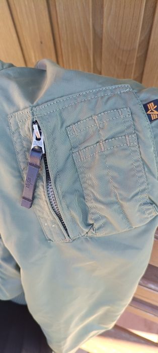 бомбер alpha industries маломірка