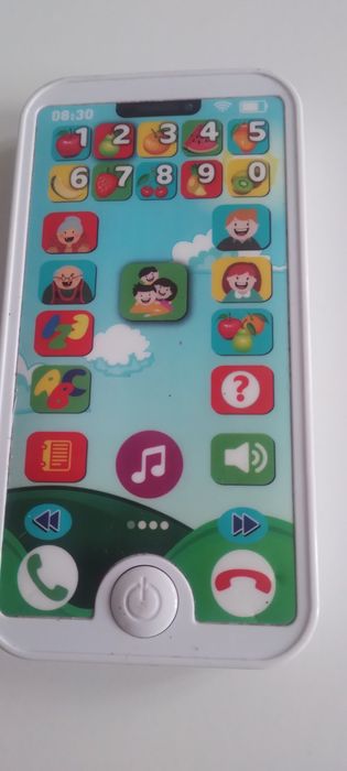 Pierwszy telefon dla maluszka