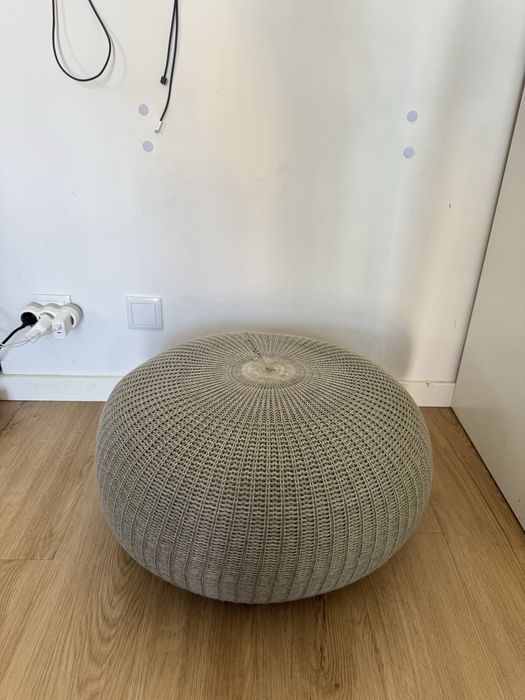 Pufe IKEA SANDARED cinzento 56cm