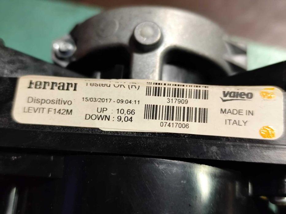 Ferrari 488 GTB / Spyder / Pista taśma pod kierownice zwijak