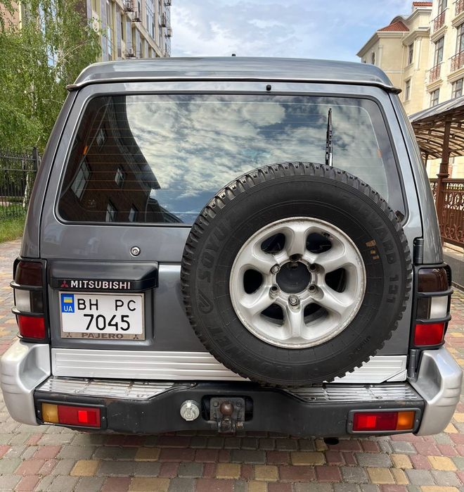 Mitsubishi Montero 1997 VIN JMB0RV450WJ000168 фото оголошення 5 з 8