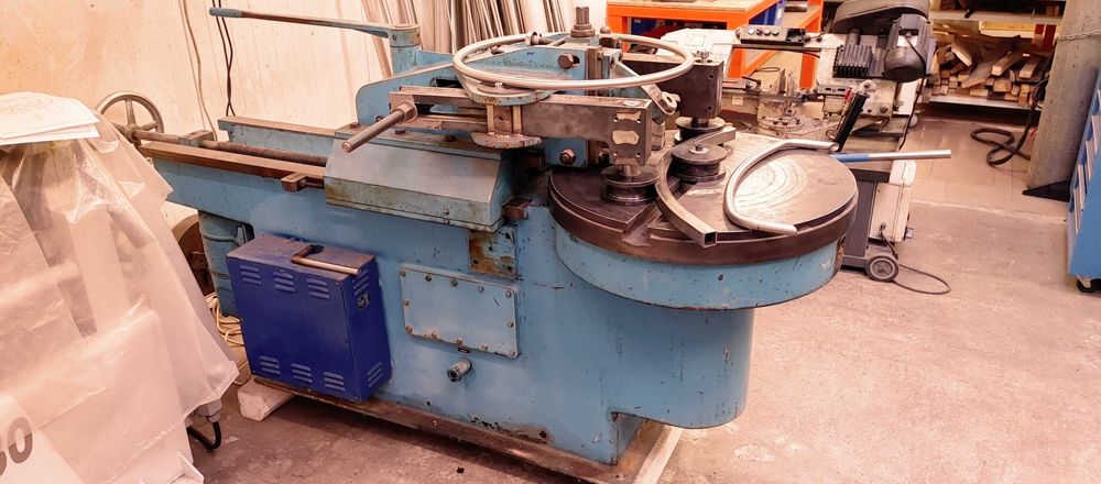 Giętarka Irle D-591 (wyoblarka)