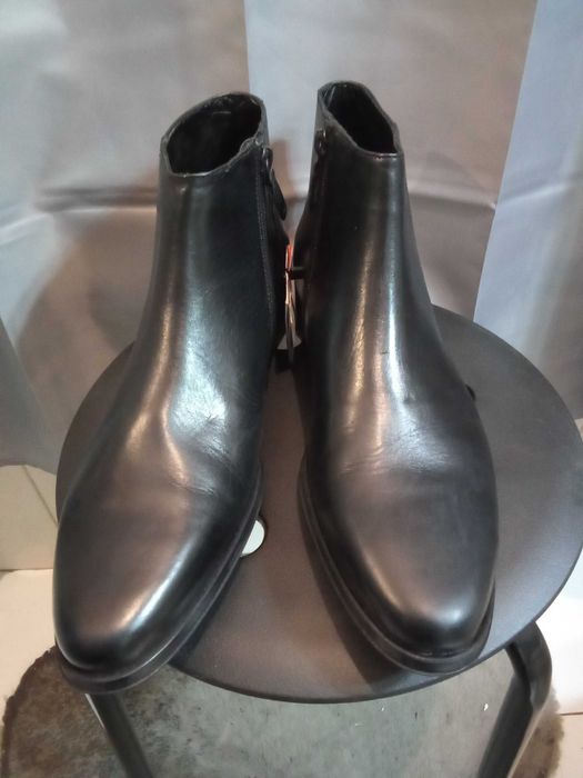 Botas homem 43/44 novas