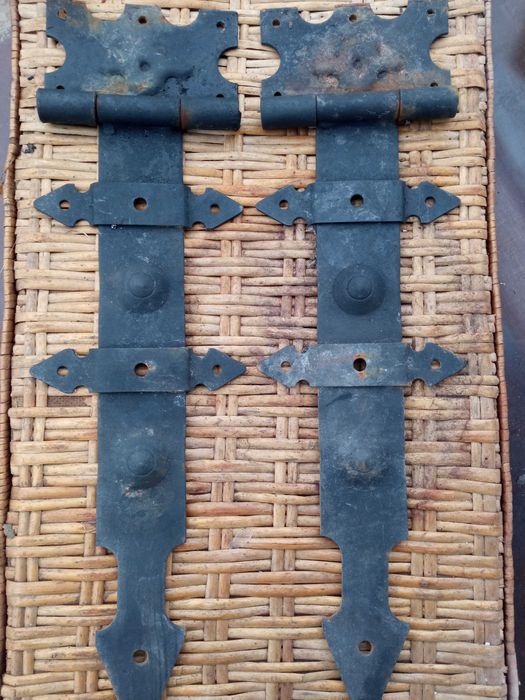 Продам навес на двери, ворота