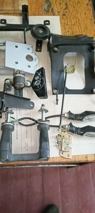 Запчастини на мотоцикл Ліфан ср220