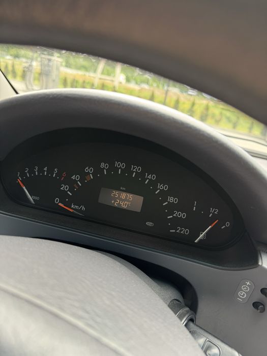 Mercedes-Benz A-Class 1999 VIN WDB1680331J313641 фото оголошення 5 з 8