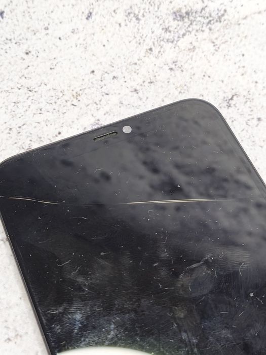 Ekran OLED pęknięty iPhone 11 pro max