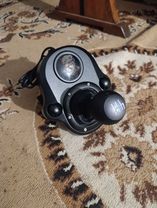 Игровой  руль Logitech G29