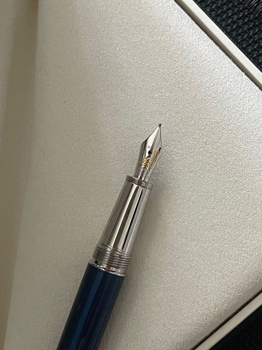 Перьевая ручка Montblanc Meisterstück Le Petit Prince Special Edition