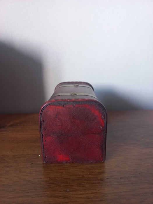 Шкатулка коричневая