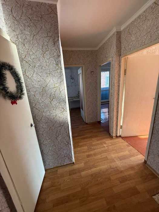 Продаю уютную и очень теплую 2х комнатную квартиру г Мерефа р-н дрп