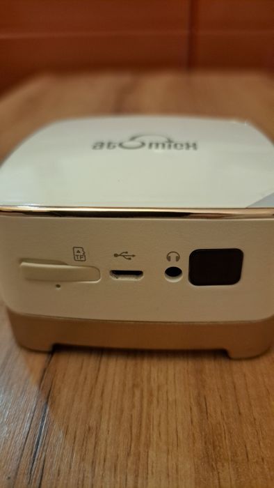 Портативный пико - проектор Atomicx