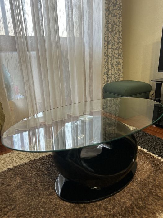 Mesa de Centro em Cristal temperado – Moderna e Elegante