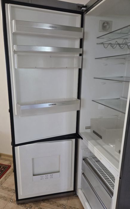Продам холодильник SIEMENS