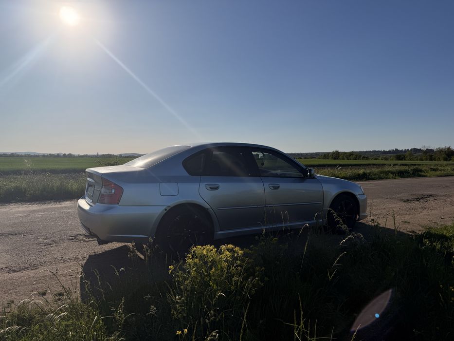 Subaru Legacy 2004