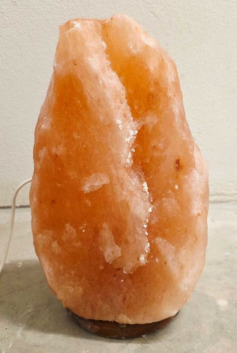Candeeiros de Sal dos Himalaias – Luz Relaxante e Decoração Natural