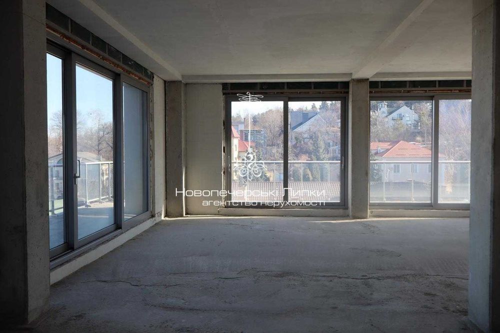 Продаж унікального пентхаусу без рем. вул. Ломаківська  508м2 Печерськ