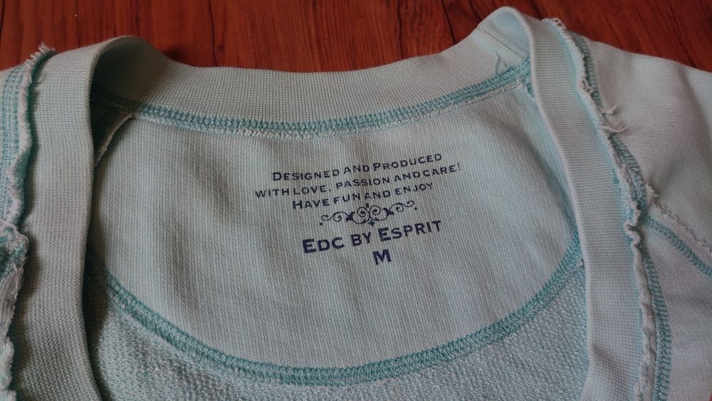 EDC by Esprit Bluza damska M Tatoo głęboki dekolt jasny turkus
