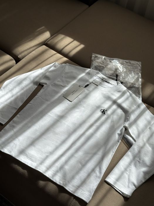 Лонгслів жіночий лонг реглан риглан Calvin Klein Jeans