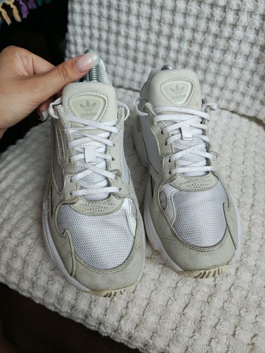 Buty  damskie Adidas Falcon r 38 2/3