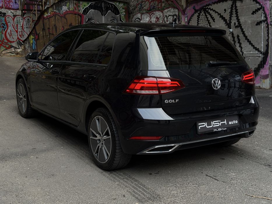 Volkswagen Golf 2020