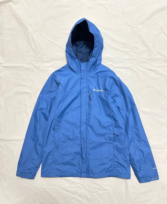 Ветровка Columbia omni tech синій колір