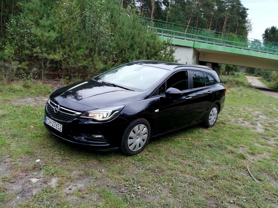 Opel Astra 1,6LIFT 110KM FULL KOMPUTER Mp3 Niski Przebieg HAK 6-Biegów