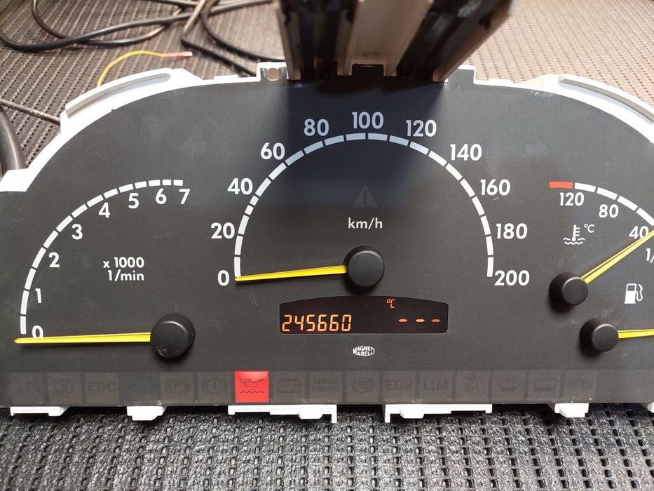 Mercedes-Benz vito w638 reparaçao do lcd do quadrante.